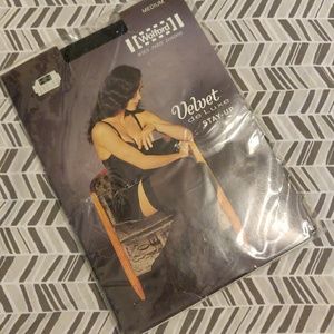 NIB Wolford Velvet de Luxe stay-up